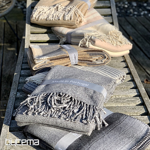 BEIGE BLANKET WITH FRINGES