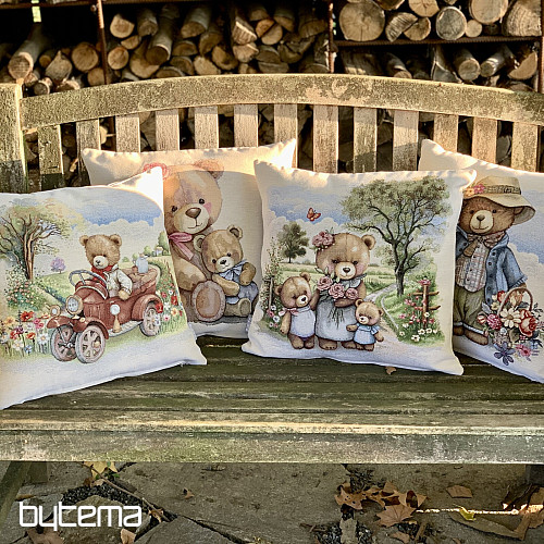 Tapestry pillowcase BEAR FAMILY