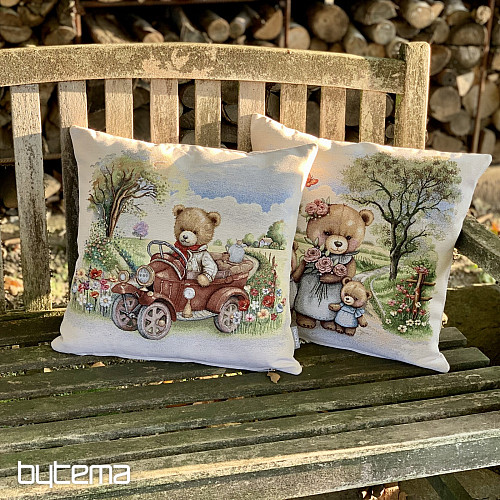 Tapestry pillowcase BEAR FAMILY