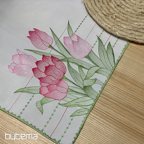 Embroidered tablecloth and scarf Pink tulips