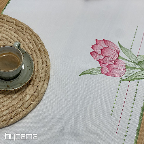 Embroidered tablecloth and scarf Pink tulips