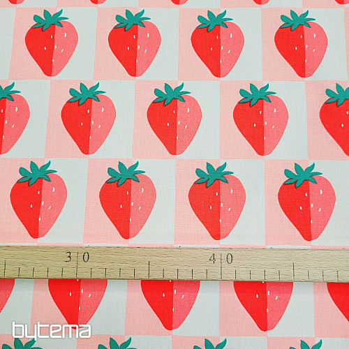 Cotton fabric STRAWBERRIES