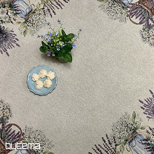 Tapestry tablecloth and scarf BEAUTY IN THE CART