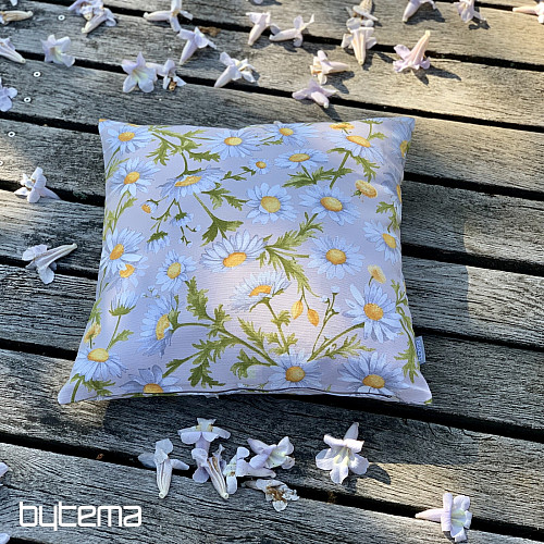 Decorative pillowcase DAISIES