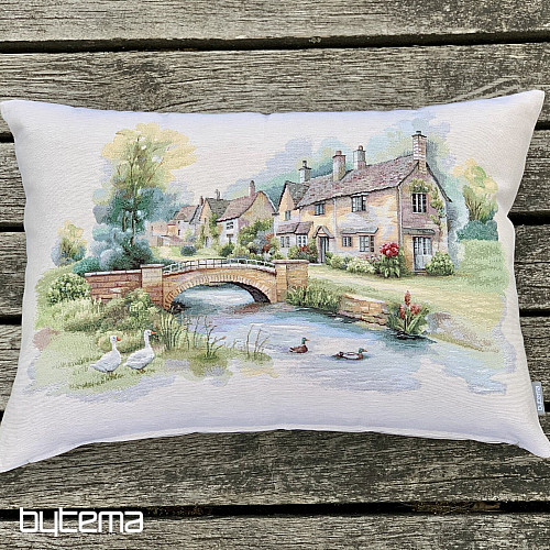 Tapestry cushion COTSWOLDS BRIDGE