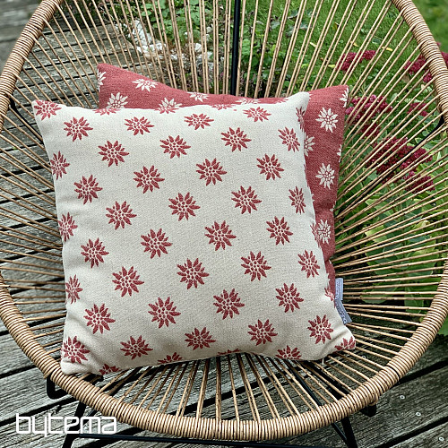 Luxurious decorative cover PROTEŽ ALPINE RED