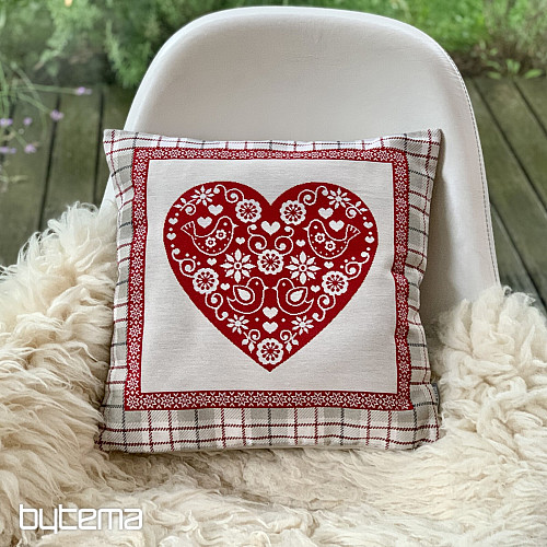 Tapestry pillowcase HEART IN A BOX 1