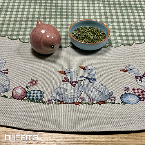 Round tapestry tablecloth HUSSIČKY GREEN CHECK