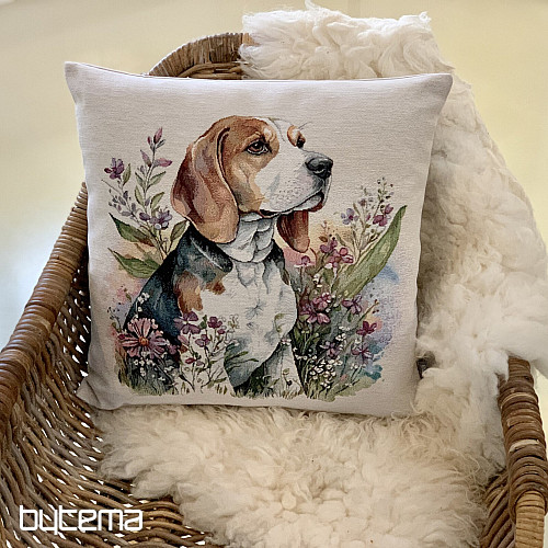 Tapestry pillowcase Beagle in the meadow