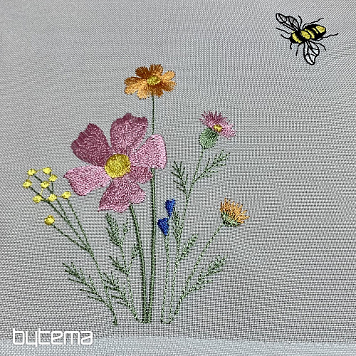 Embroidered tablecloth and scarf Meadow and bees