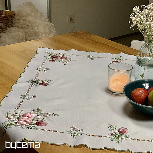 Embroidered tablecloth and scarf BOUQUET WITH TULIPS