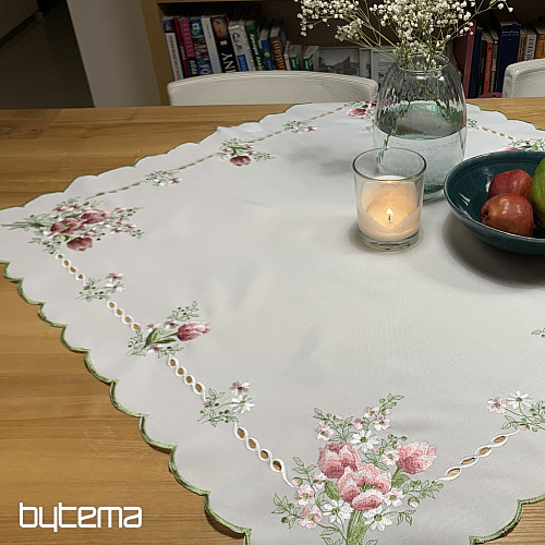 Embroidered tablecloth and scarf BOUQUET WITH TULIPS