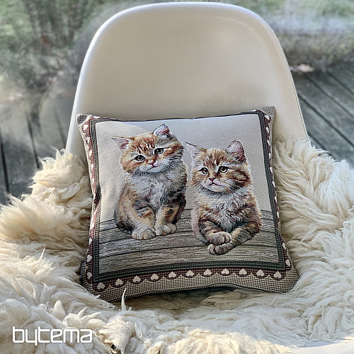 Tapestry pillowcase CATS IN A FRAME