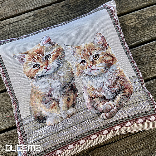 Tapestry pillowcase CATS IN A FRAME