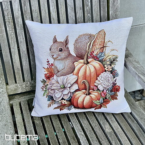 Tapestry pillowcase PUMPKIN AND SQUIRREL