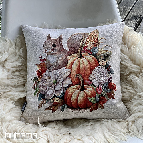Tapestry pillowcase PUMPKIN AND SQUIRREL