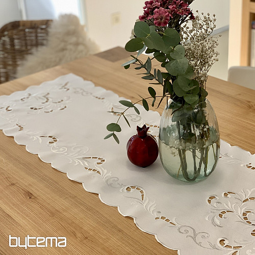 Tablecloth and scarf WHITE DREAM embroidered