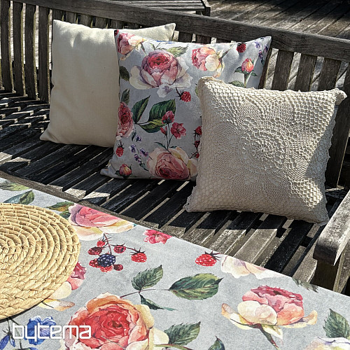 Decorative pillowcase MAYRA