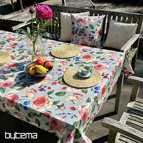 Decorative pillowcase MAYRA