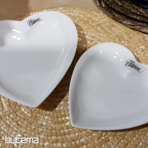 Heart saucer white