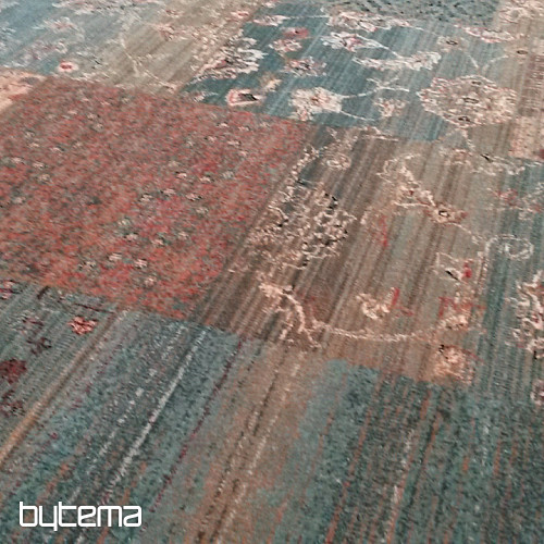 Luxurious woolen carpet ROYAL PATCHWORK green
