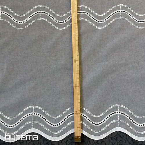 Curtain with embroidered border 375