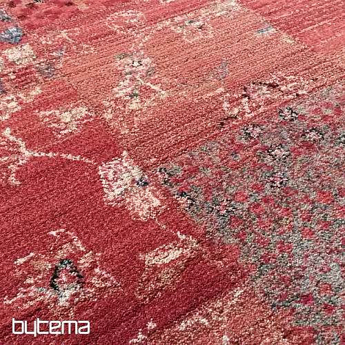 Luxurious woolen tread ROYAL PATCHWORK red