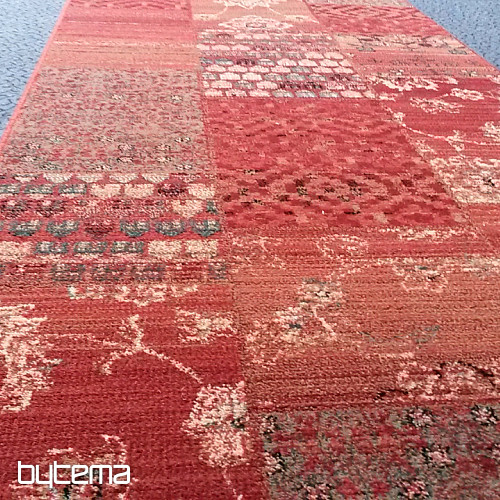 Luxurious woolen tread ROYAL PATCHWORK red