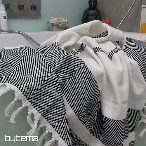 Luxurious towel PESTEMAL with fringes 090