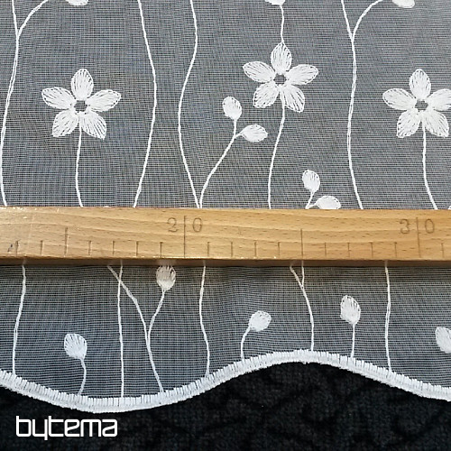 Modern embroidered curtain GERSTER 11666 white flowers
