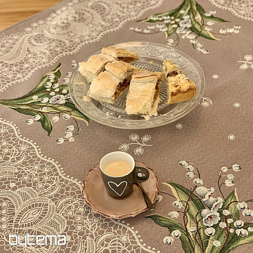Tapestry tablecloth and scarves KONVALINKA