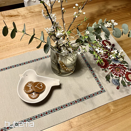 Tapestry tablecloth, scarf PAINTED FLOWERS