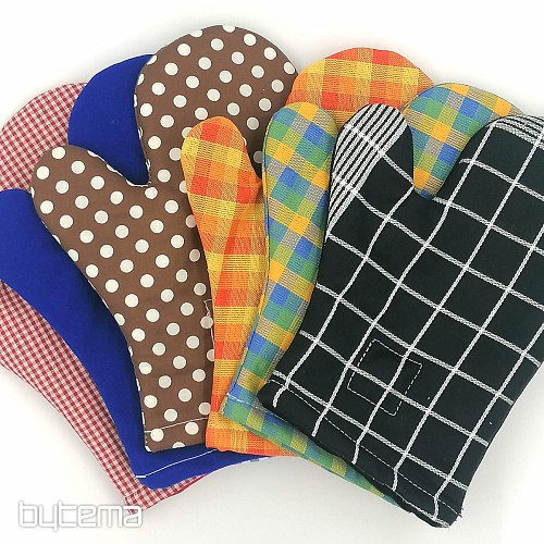Kitchen glove with blue-white checkered magnet