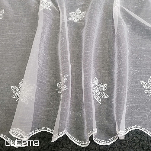 Embroidered luxury curtain - leaves