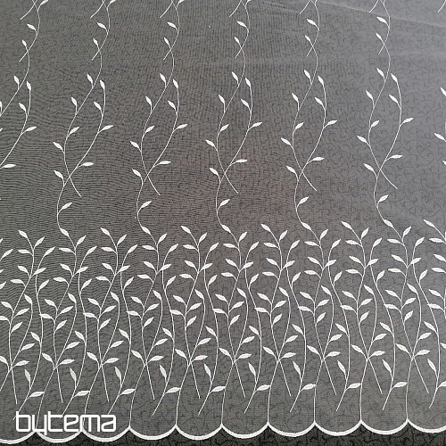 Embroidered curtain 527 white with petals